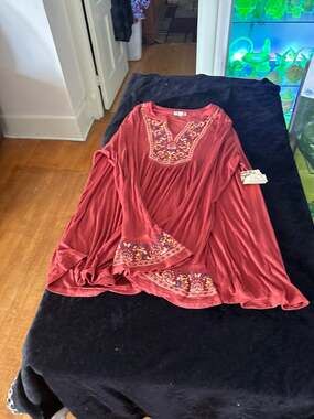 One world shirt size 2X new with tags